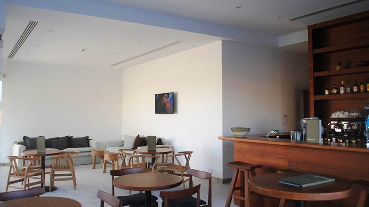 Amphora Hotel & Suites